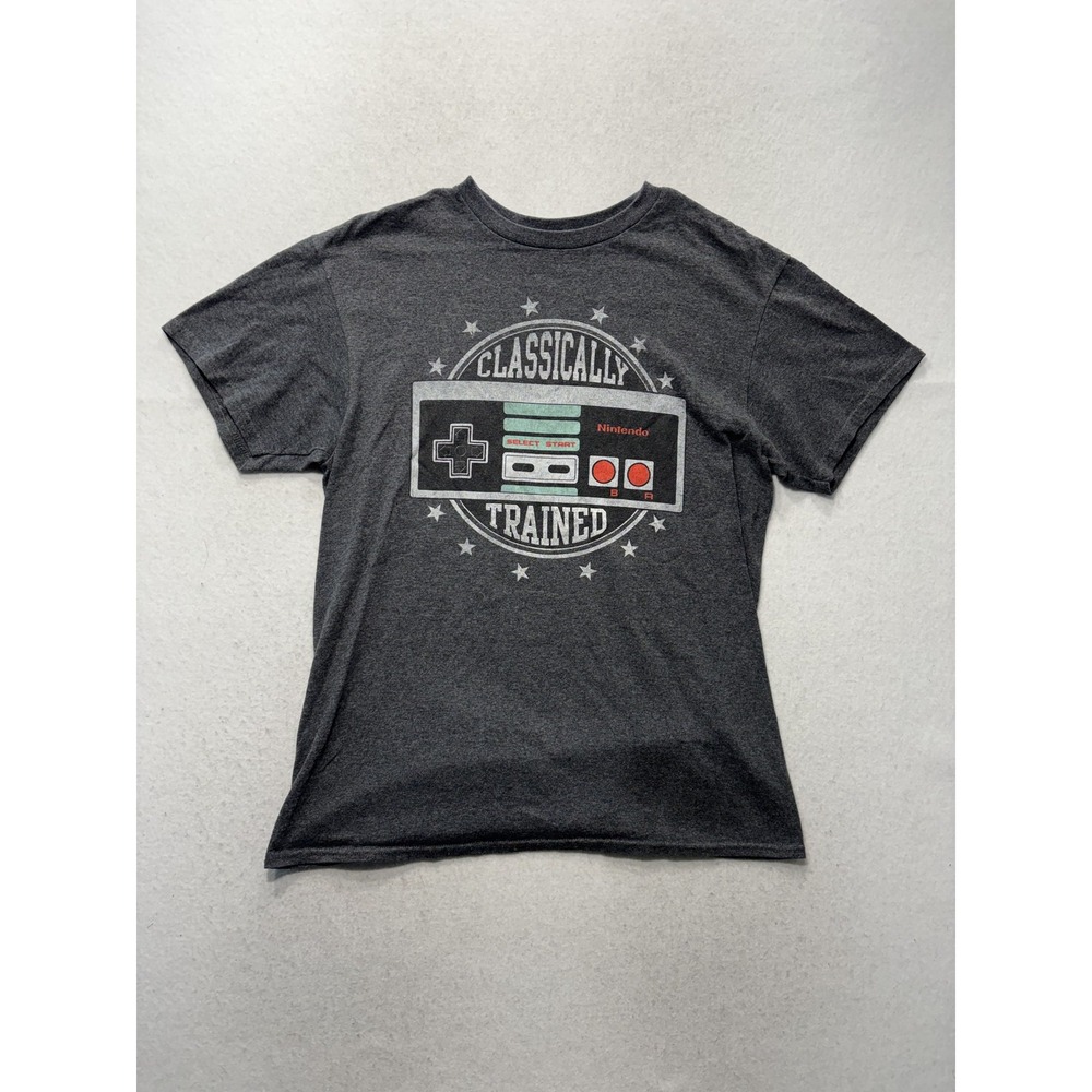 Nintendo Shirt Mens Medium Gray Classically Trained NES Graphic Tee Retro Game